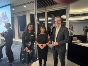 BA52F172-AD07-465E-B084-9369FAFD2E98_1_105_c